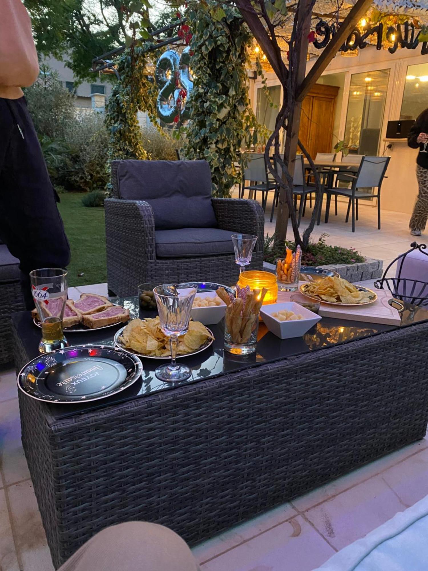 Apartament La Cigaliere De L Isle LʼIsle-sur-la-Sorgue Zewnętrze zdjęcie